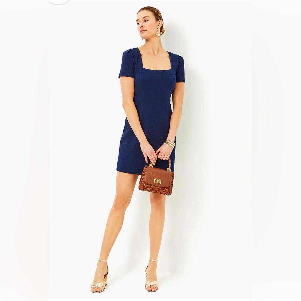 LILLY PULITZER brinley stretch shift dress in low tide navy wavy knit Jacquard